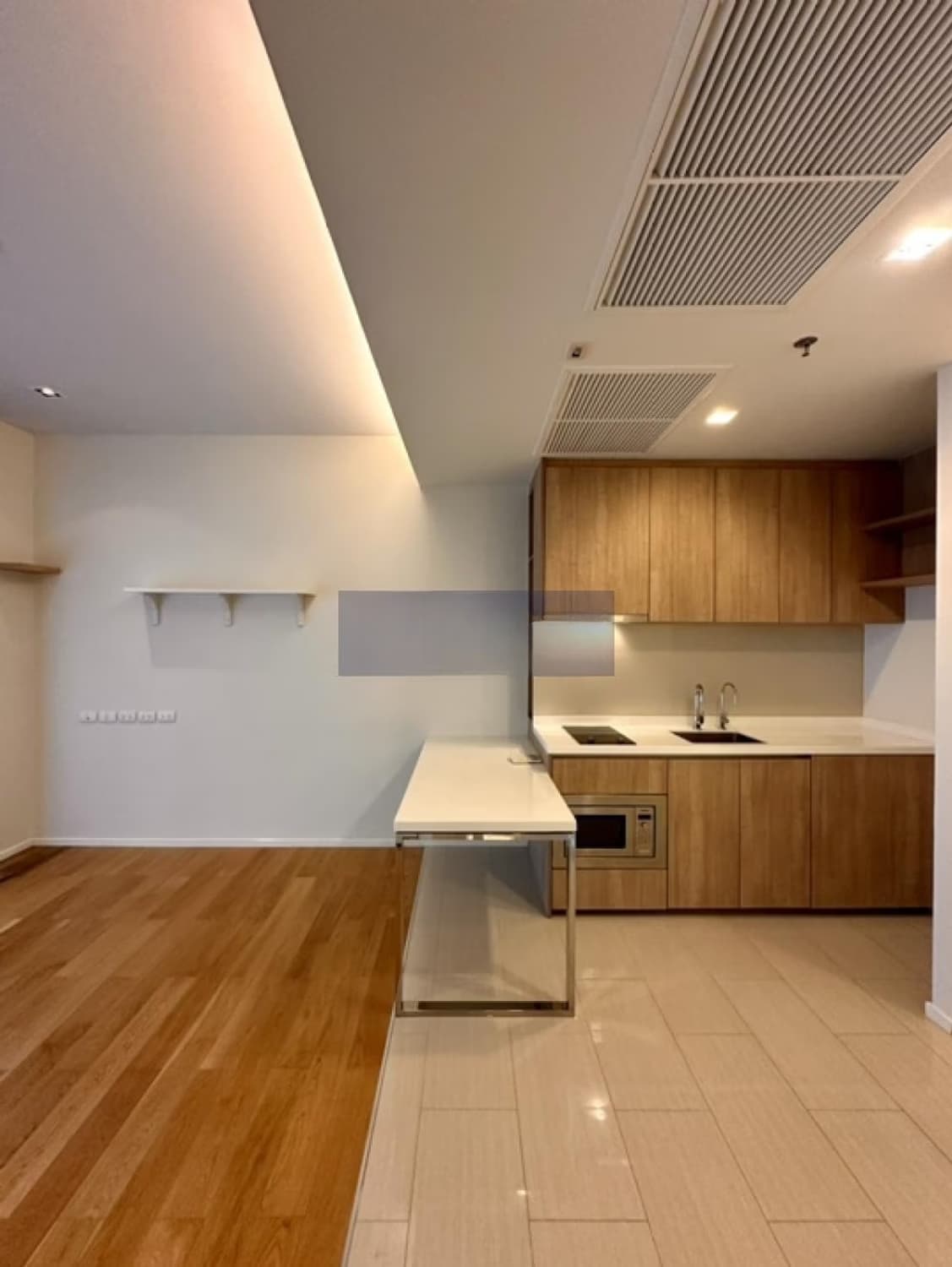 1 ห้องนอน Condo สำหรับ ขาย ใกล้ Makkasan ARL - Image 5