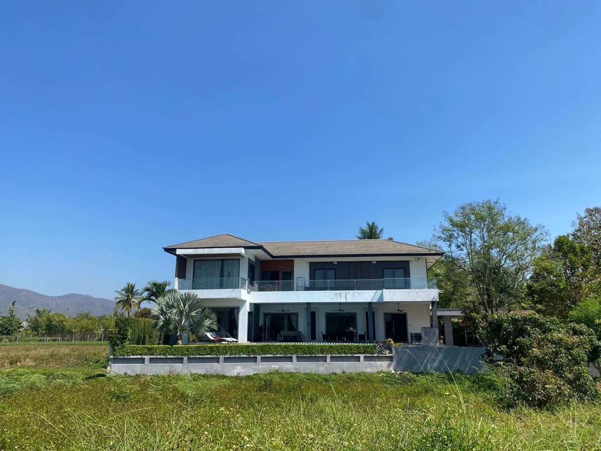 House for Sale at Luang Nuea, Doi Saket. - Image 1