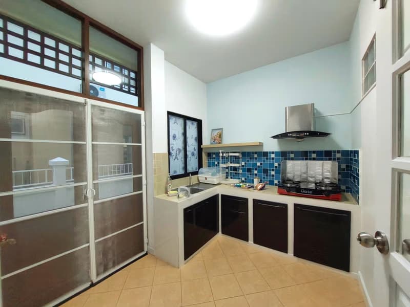 4 Bed House for Sale in Hang Dong