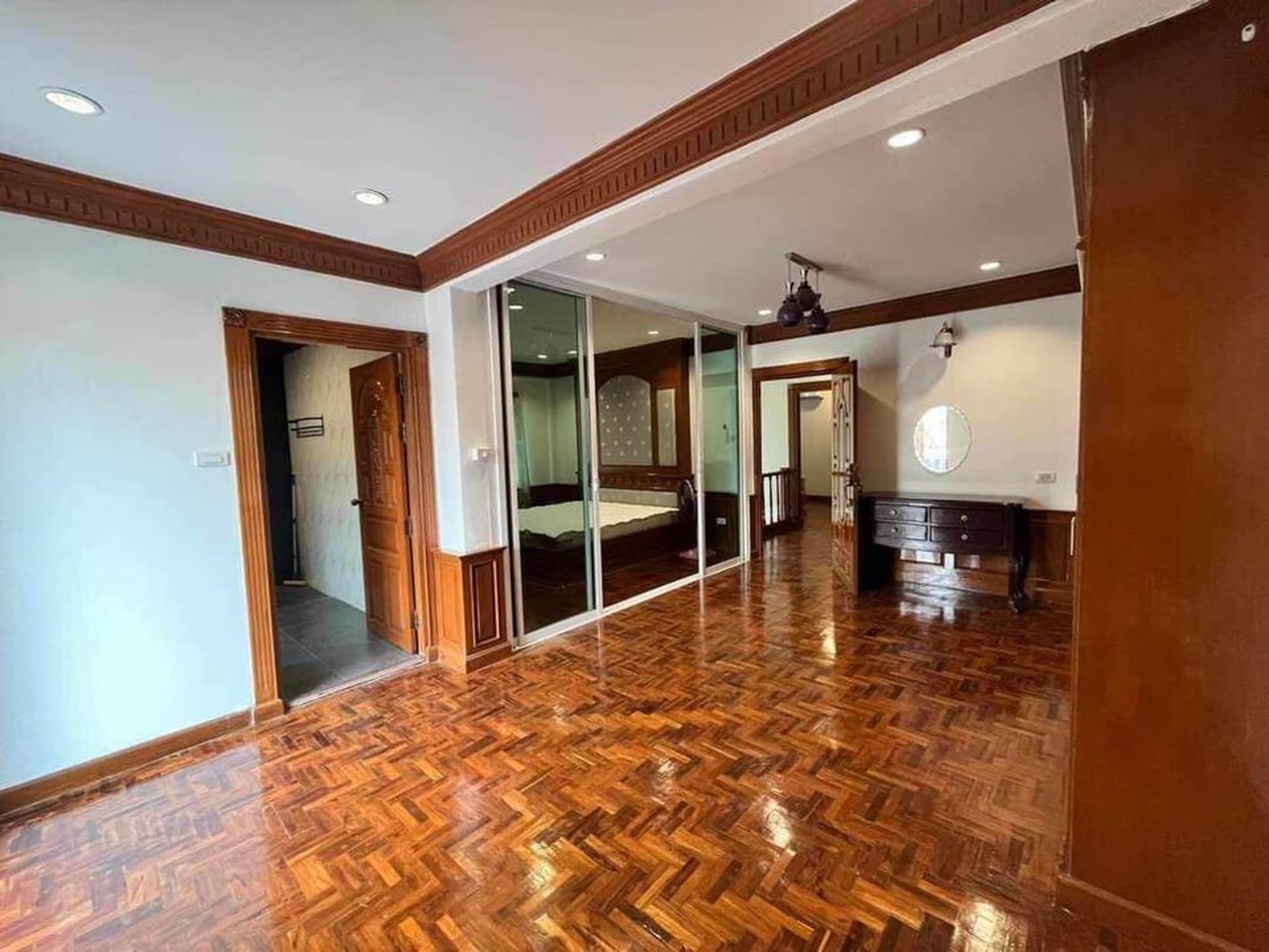 4 Bed House for Rent and Sale in Mueang Chiang Mai - Image 6
