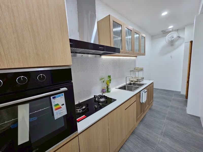 4 Bed House for Rent and Sale in Hang Dong District