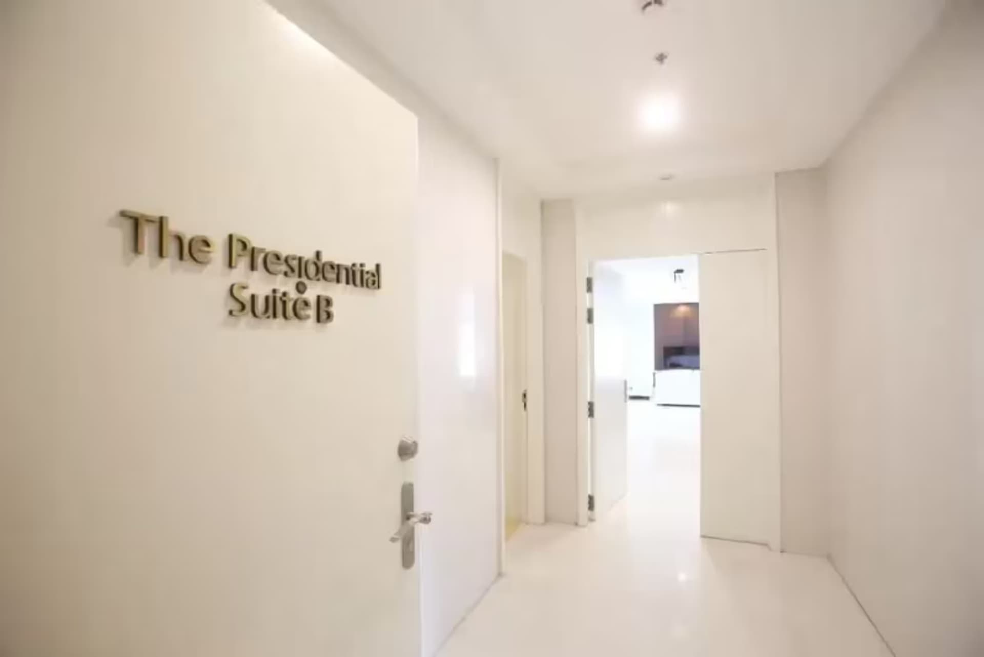 4 Bedroom Condo - Image 18