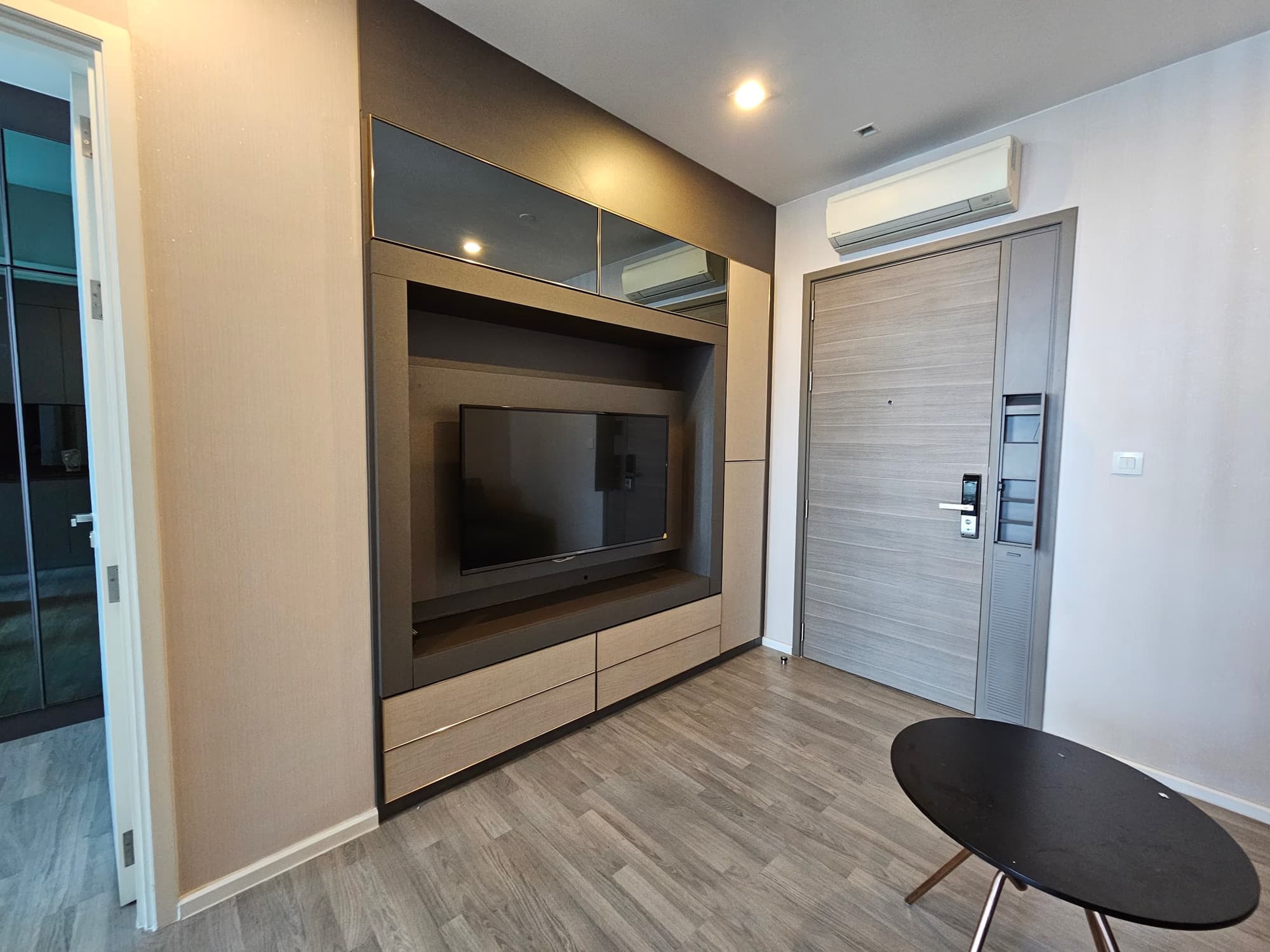 1 Bed Condo for Rent and Sale  Near Phra Khanong BTS - Image 2