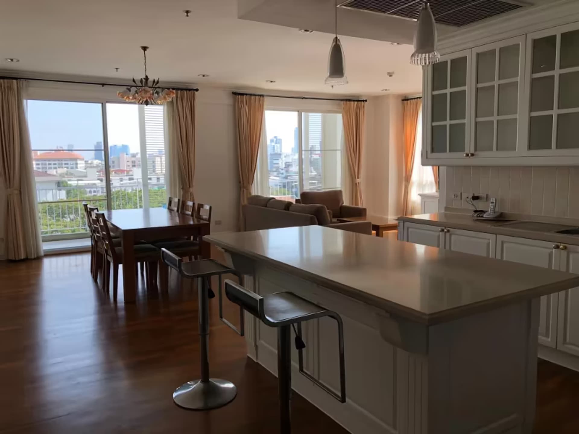 3 Bedroom Condo - Image 6