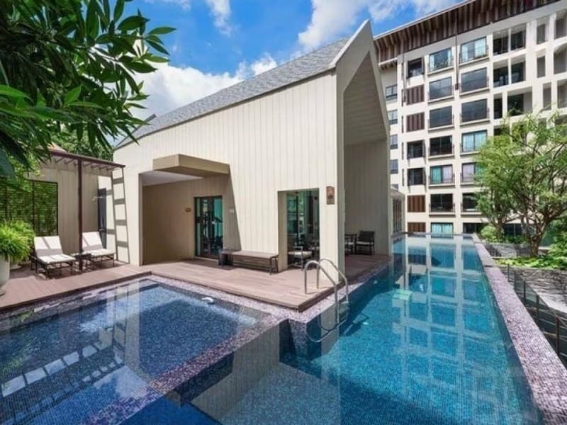 2 Bed Condo for Rent in Khlong Toei