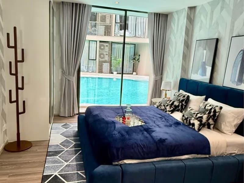 3 Bed Condo for Rent in Watthana