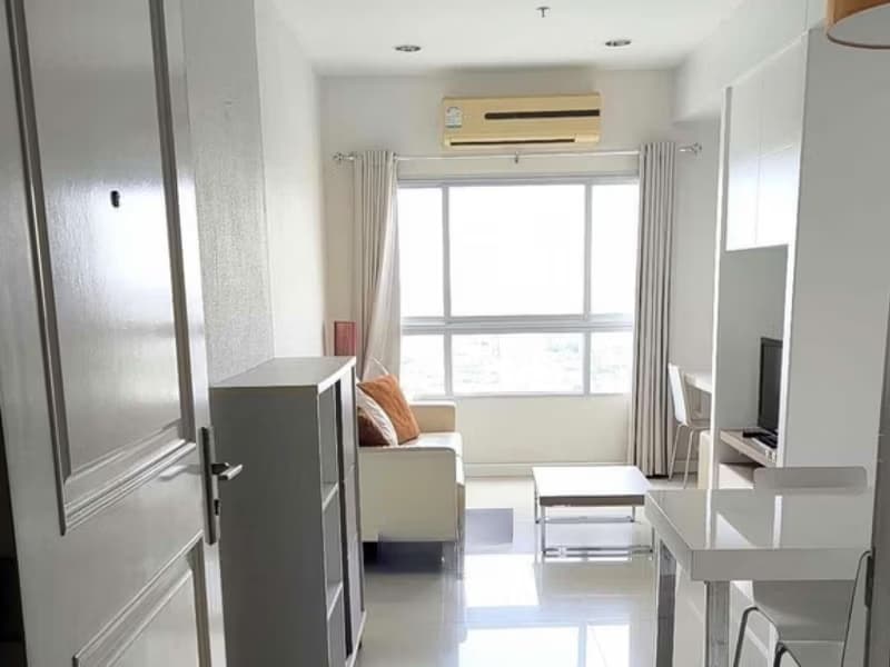 1 Bed Condo for Rent in Khlong San