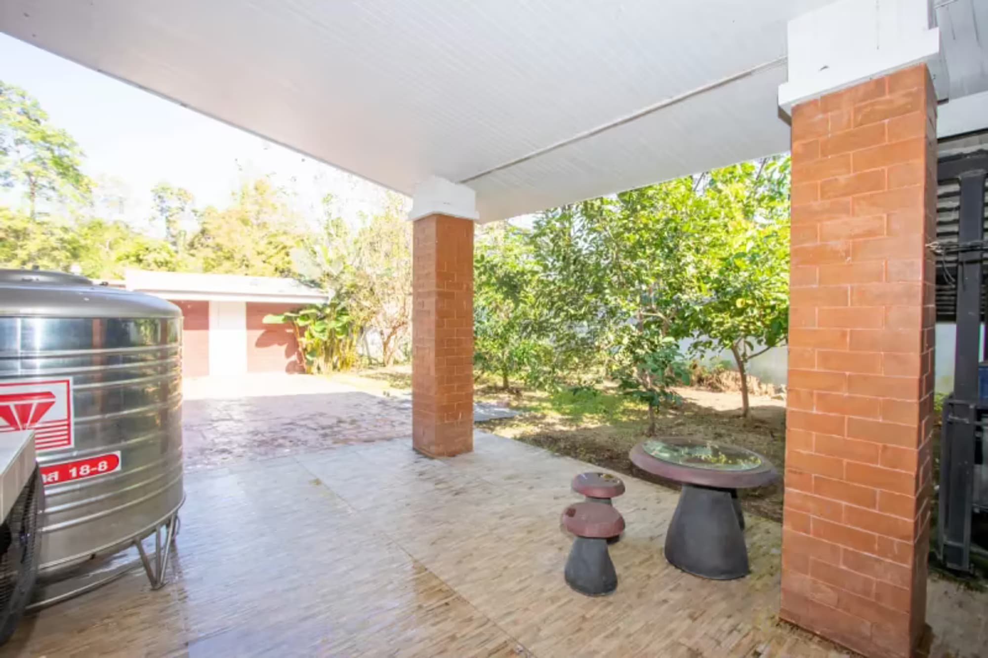 4 Bedroom House - Image 14