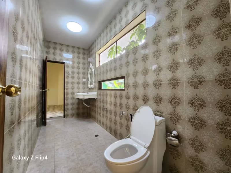 1 Bedroom House