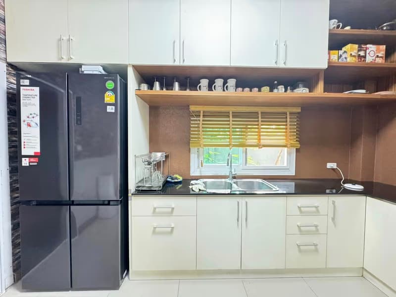 4 Bed House for Rent in Hang Dong