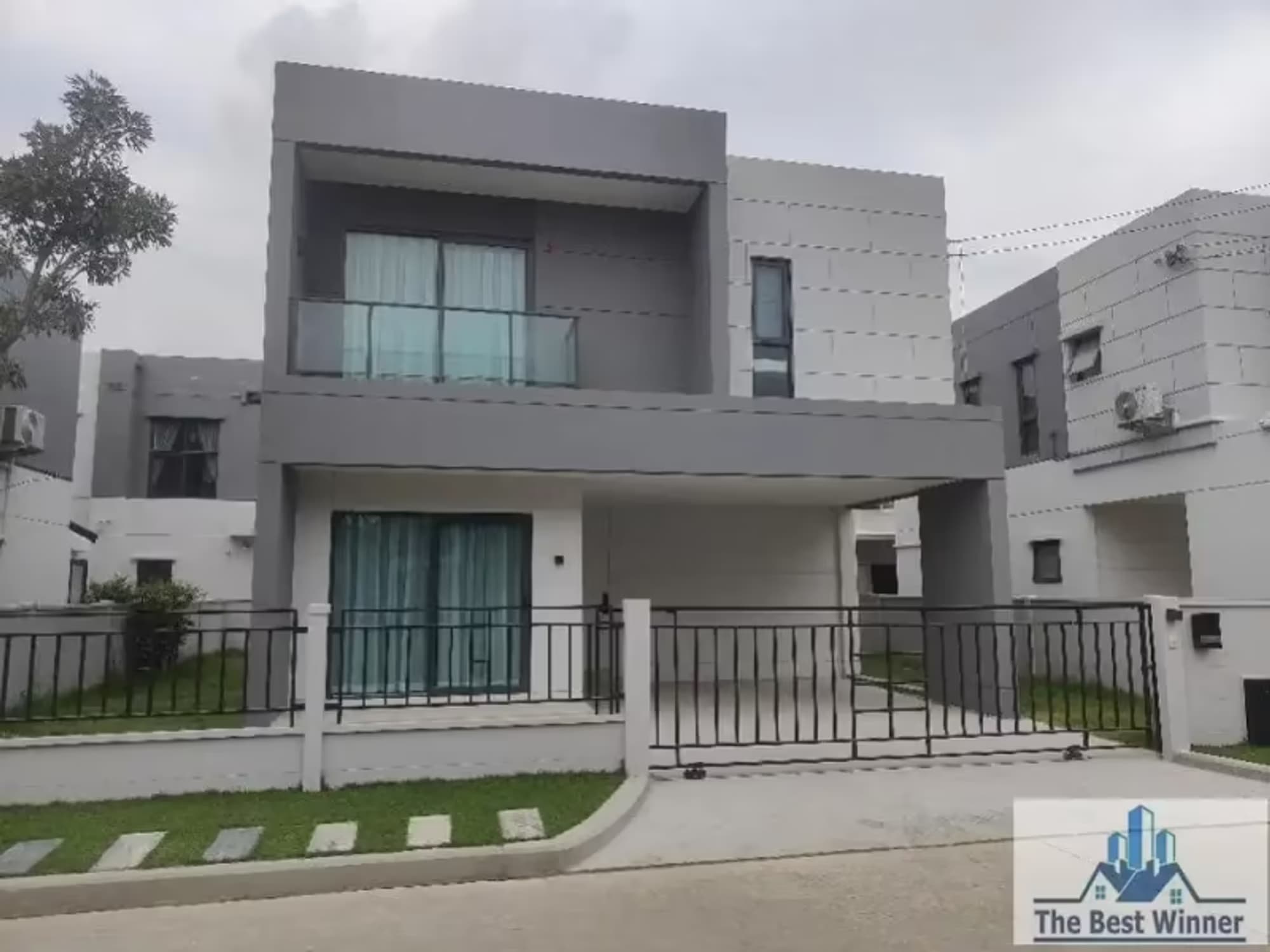 3 Bedroom House - Image 2