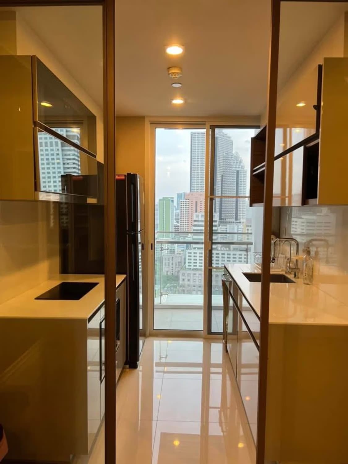 1 Bed Condo for Sale in Bang Rak - Image 5