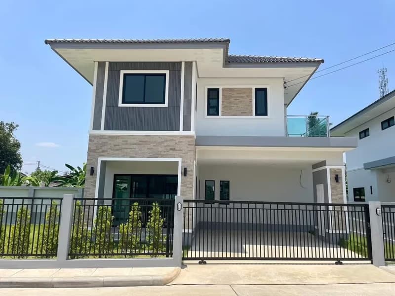 3 Bed House for Rent in San Sai