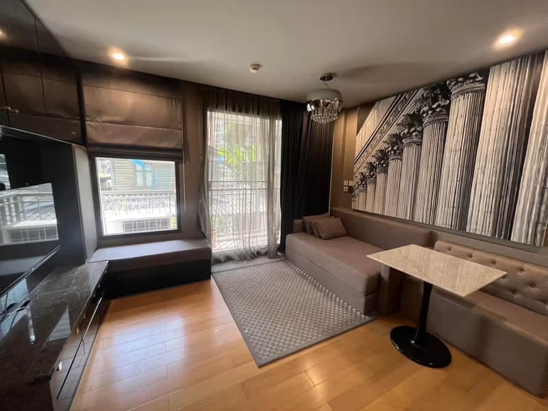 1 Bed Condo for Sale in Bang Rak