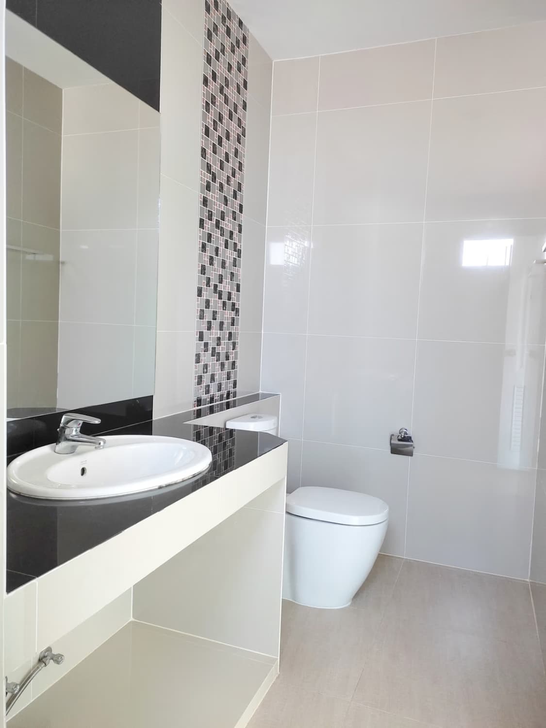 3 Bed House for Rent and Sale in San Kamphaeng - Image 14