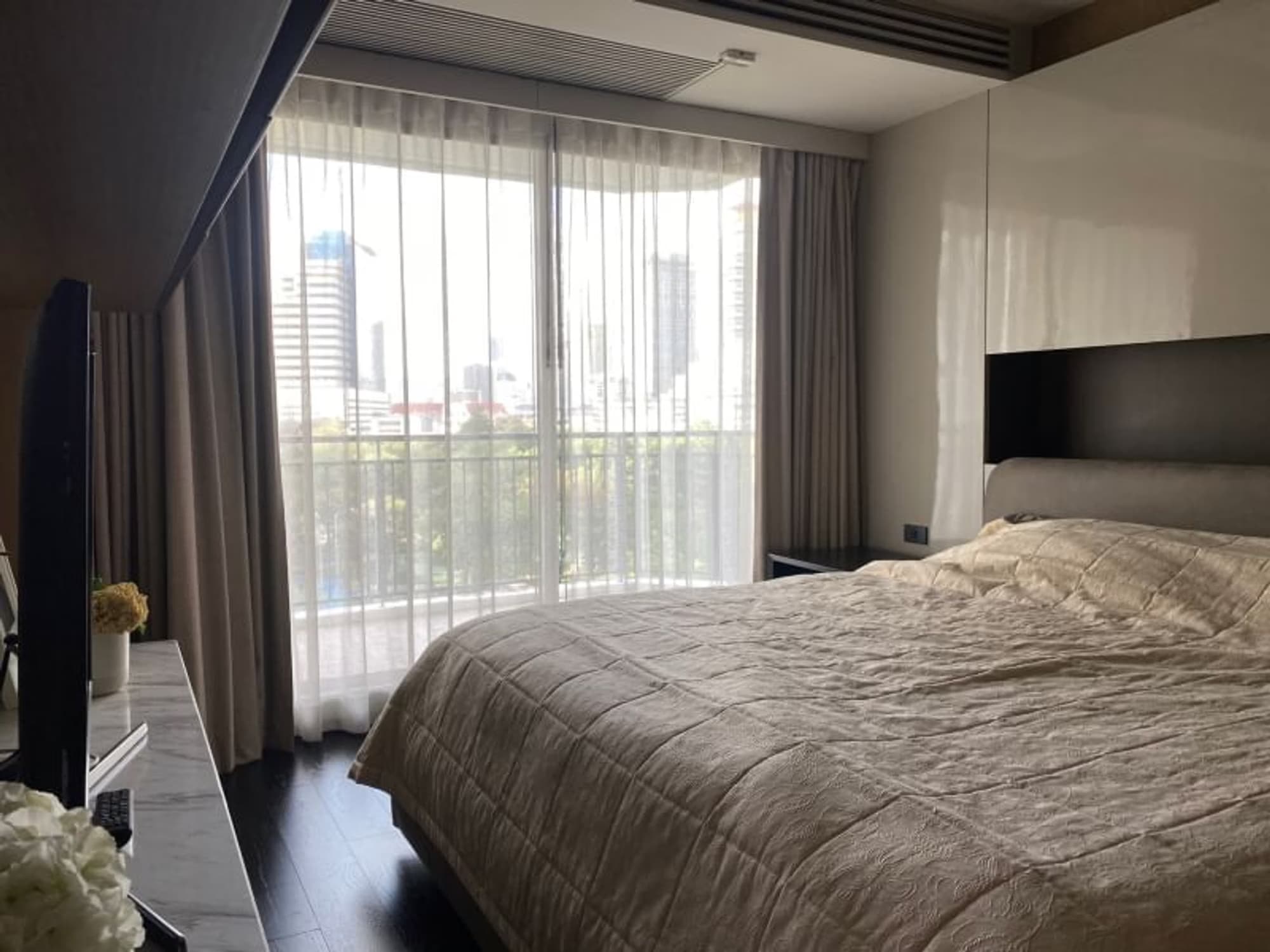 3 Bed Condo for Rent in Khlong Toei - Image 14