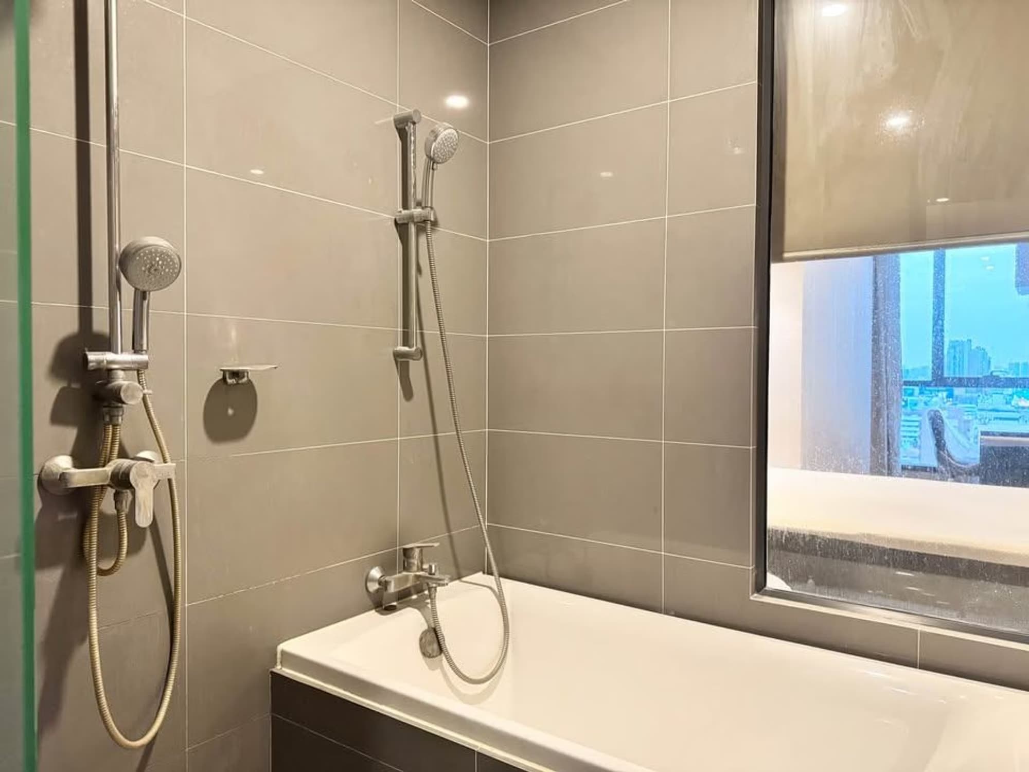 1 Bed Condo for Sale in Pathum Wan - Image 7