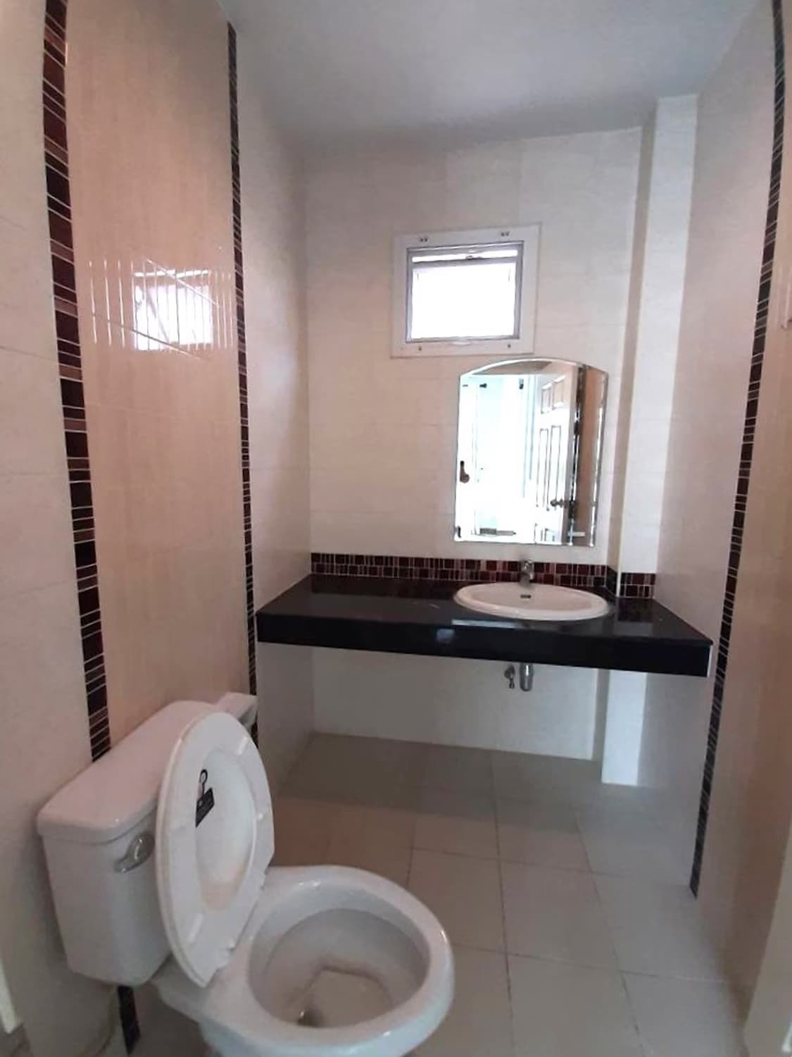 3 Bed House for Rent in Mueang Chiang Mai - Image 10