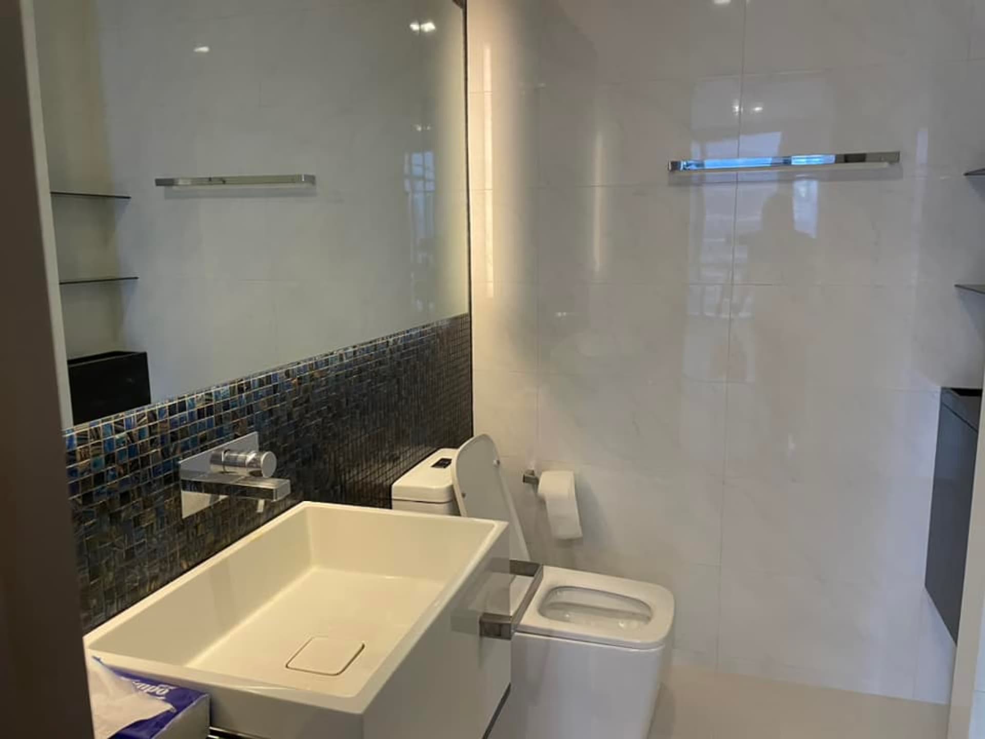 2 Bed Condo for Sale in Pathum Wan - Image 7