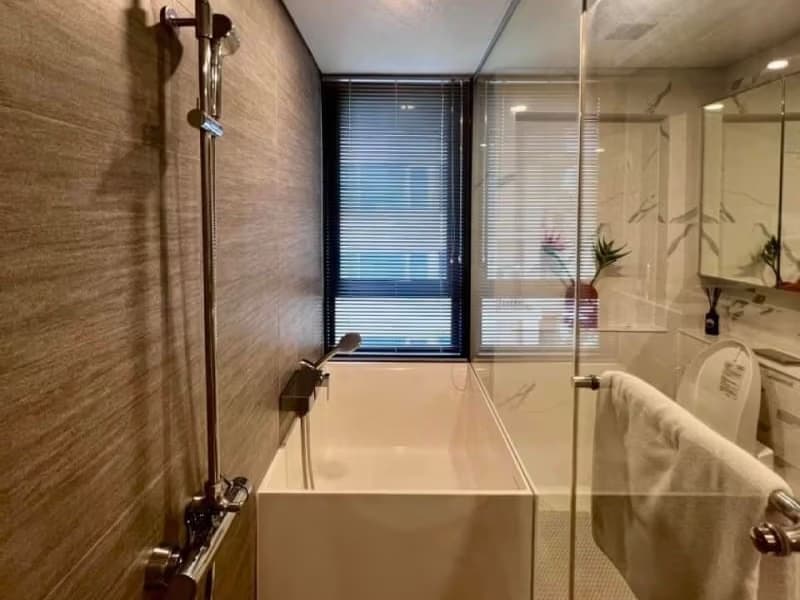 2 Bed Condo for Rent in Khlong Toei