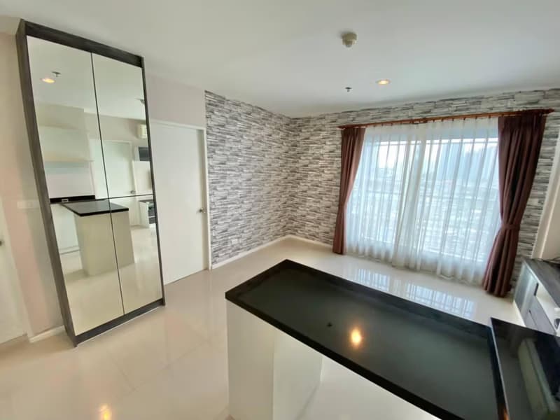 2 Bed Condo for Sale in Khlong Toei