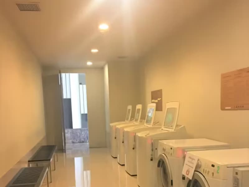 1 Bedroom Condo