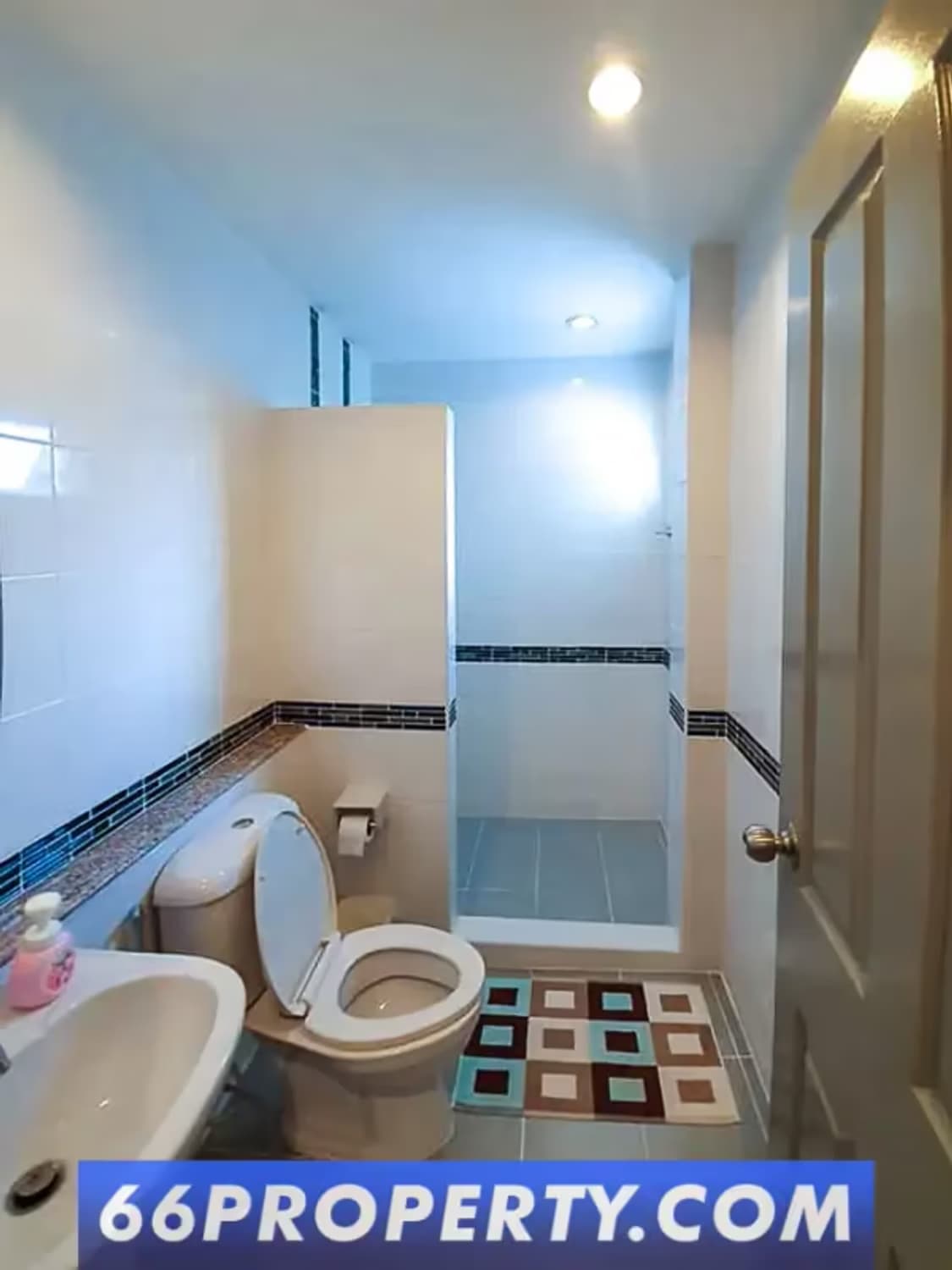 3 Bedroom House - Image 3