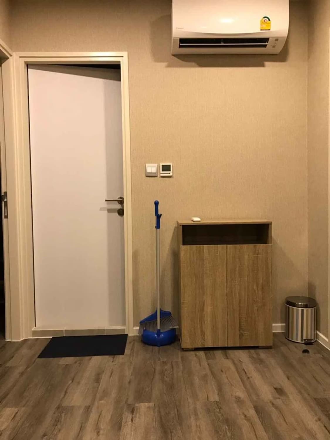 2 Bed Condo for Rent and Sale in Huai Khwang - Image 6