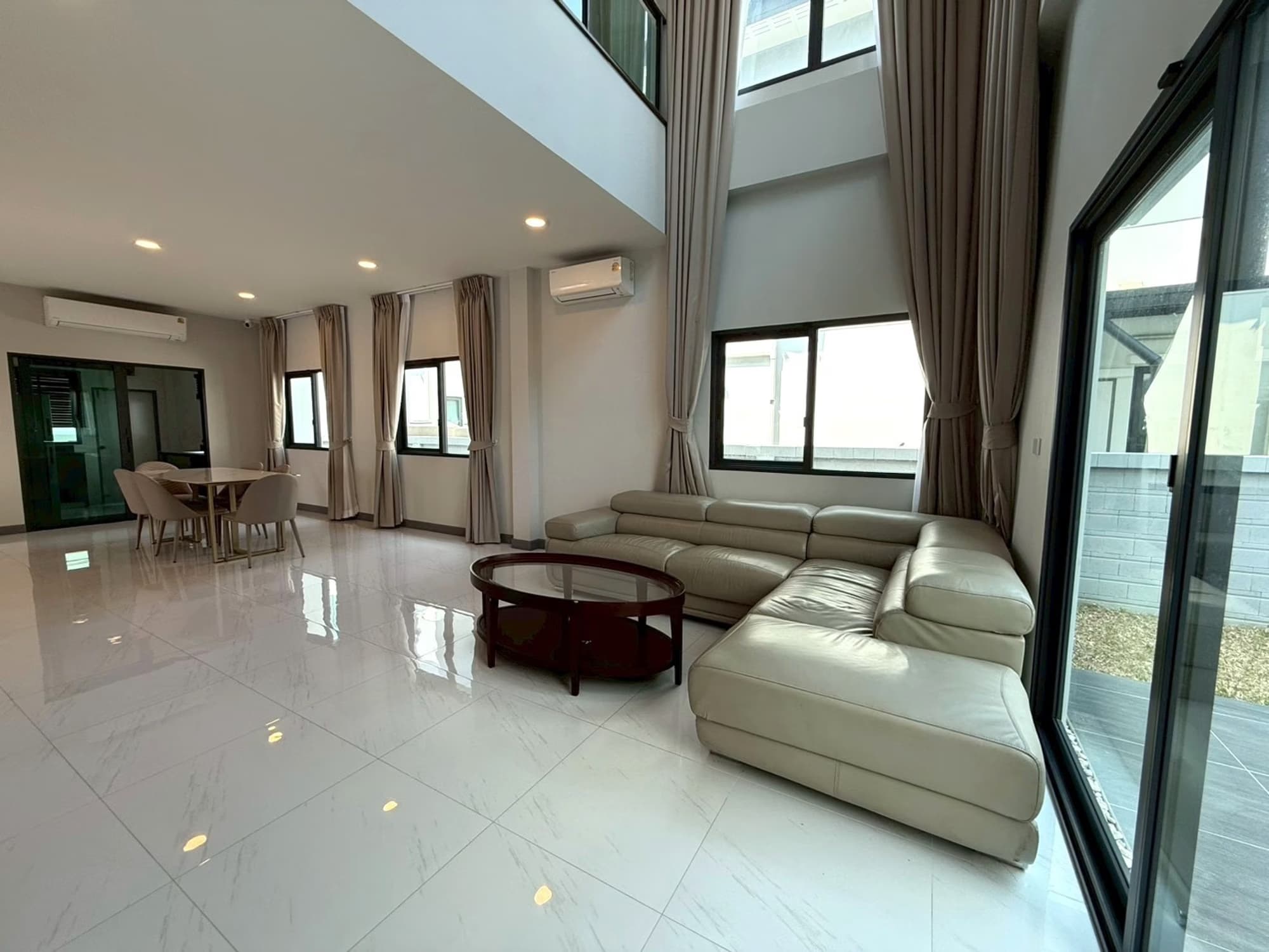 4 ห้องนอน บ้าน สำหรับ จำหน่าย ใน Bang Phli - Image 2