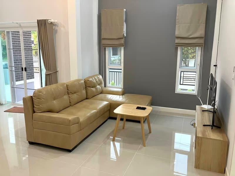 3 Bed House for Rent in Hang Dong District
