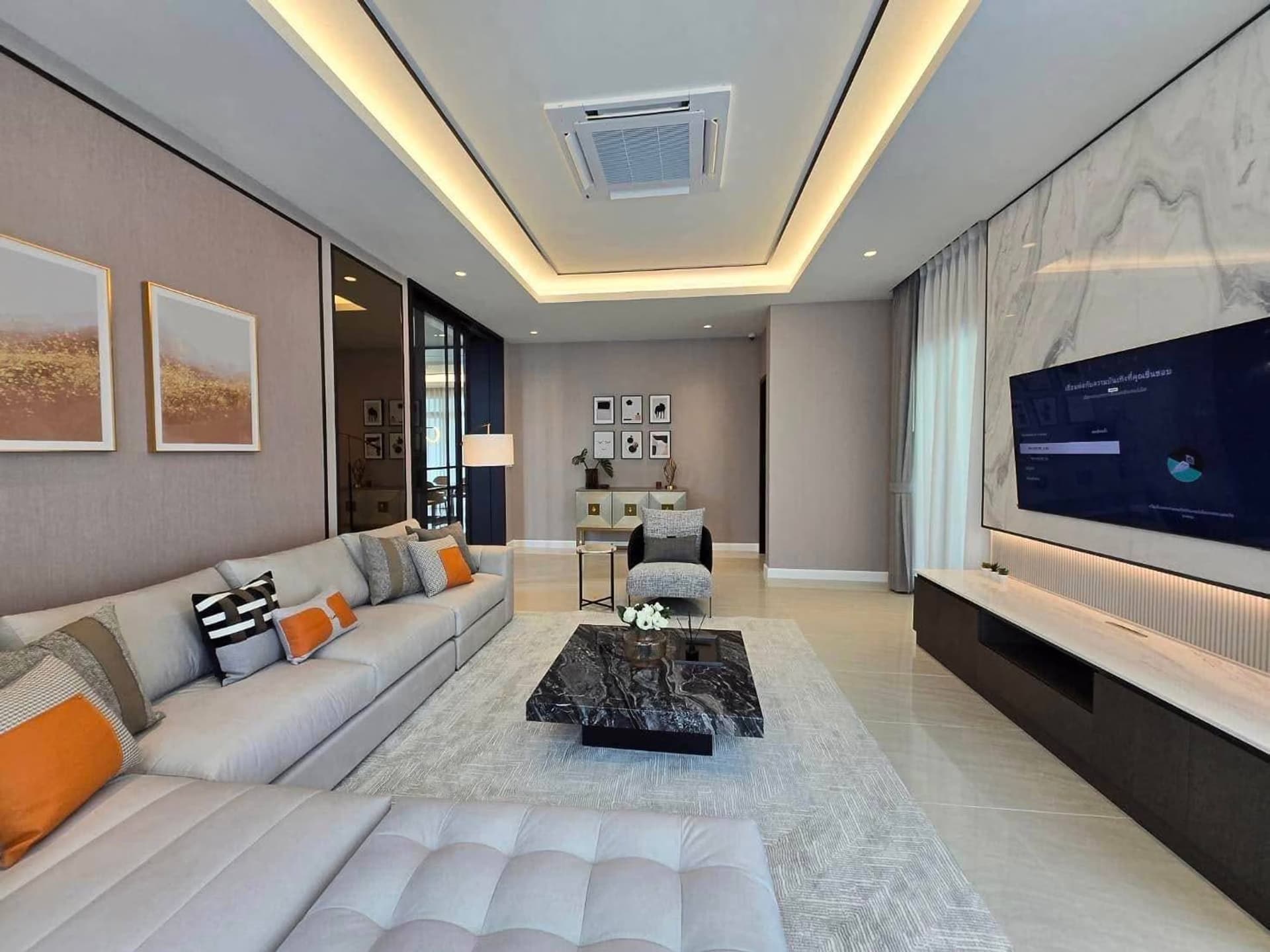 5 Bed House for Rent and Sale in Lat Krabang - Image 7