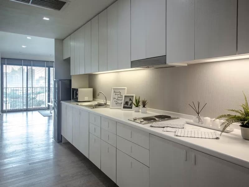 Condo for Rent at Noble Solo