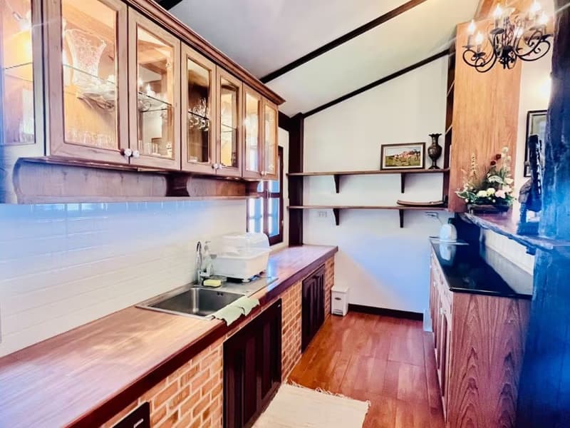 Swiss Style house for rent - 3 bedrooms, 4 bathrooms, surrounded by nature and stunning views