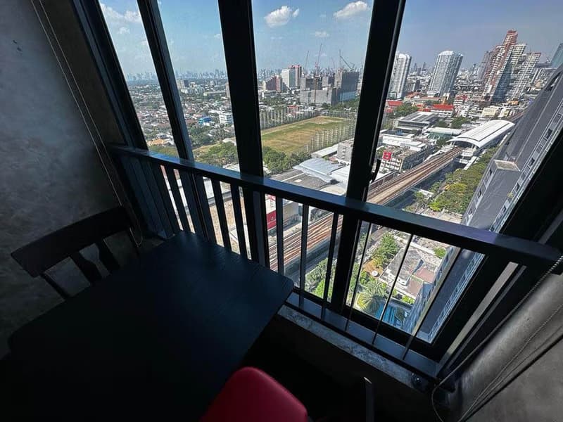 Condo for Rent at Ideo Mobi Sukhumvit Eastpoint
