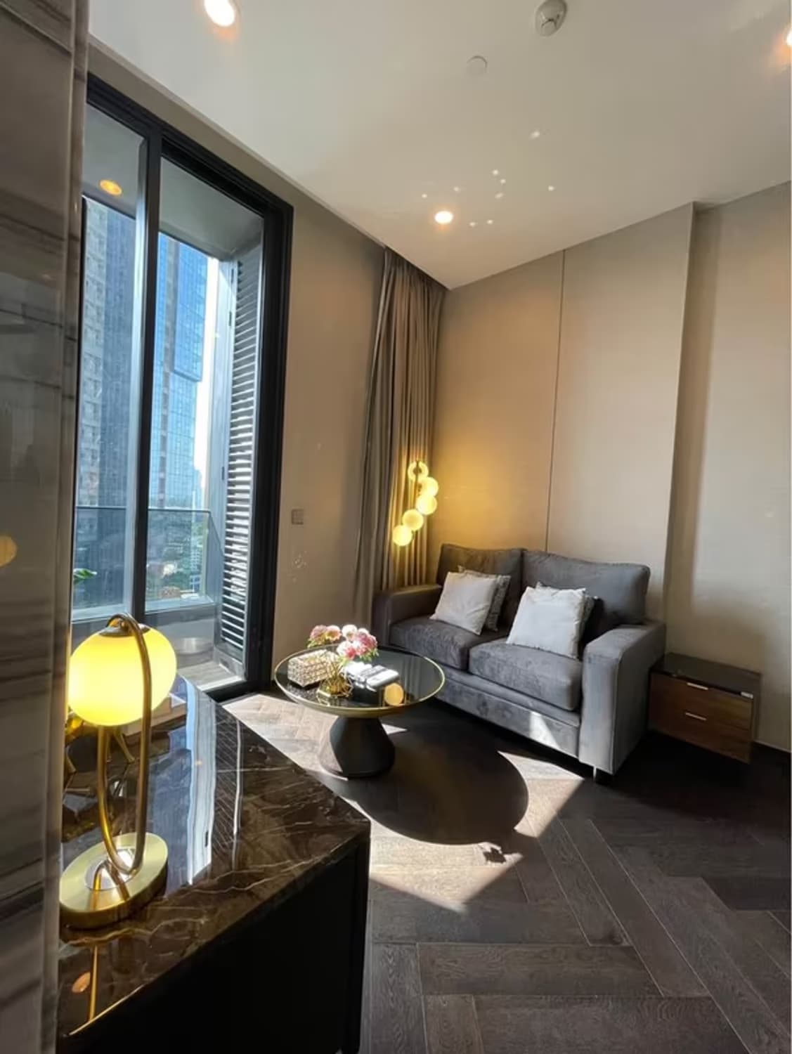 THE ESSE Sukhumvit 36 - Image 1