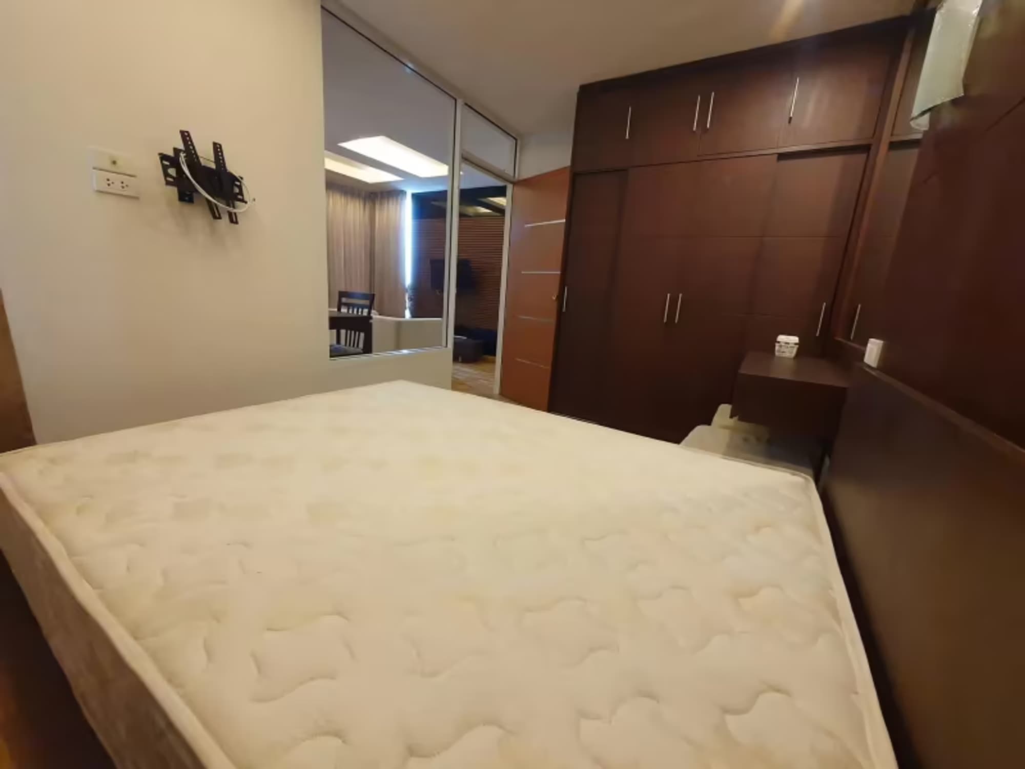 1 Bedroom Condo - Image 7