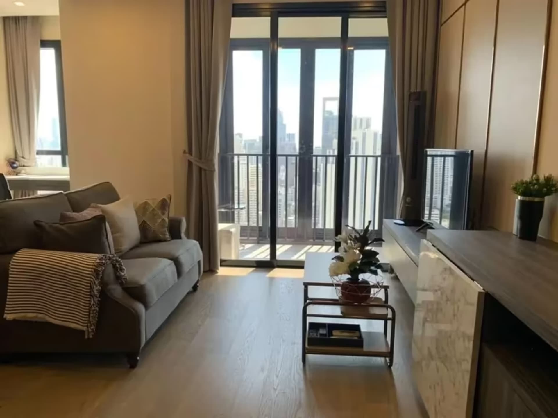 1 Bedroom Condo - Image 2
