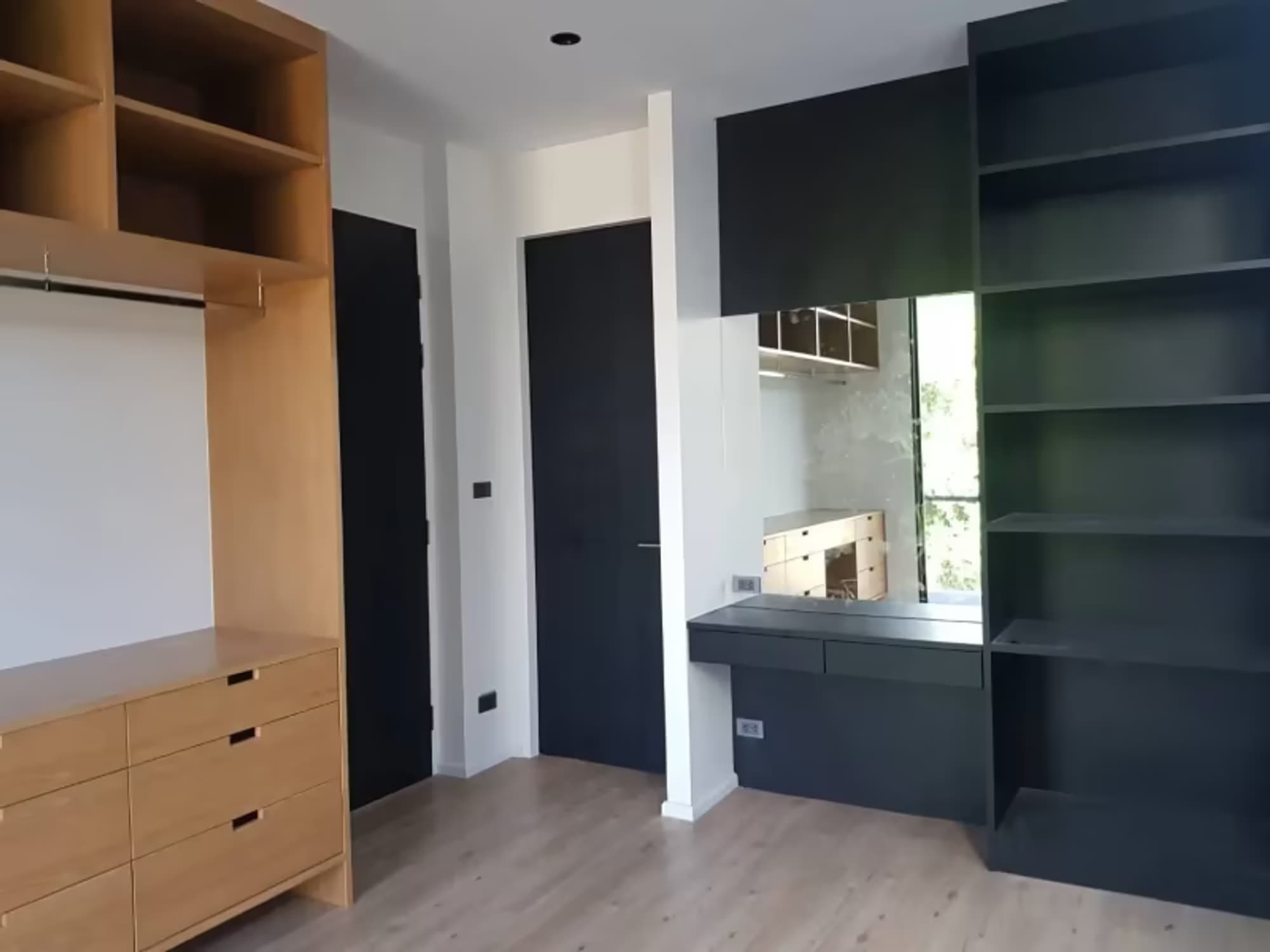 4 Bedroom House - Image 9