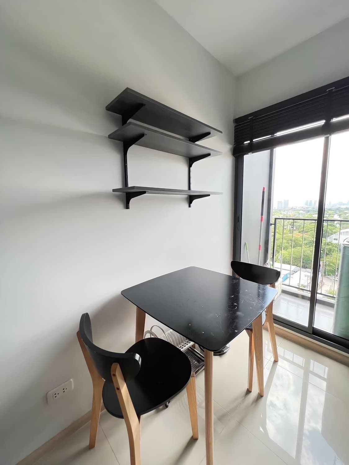  - Image 3