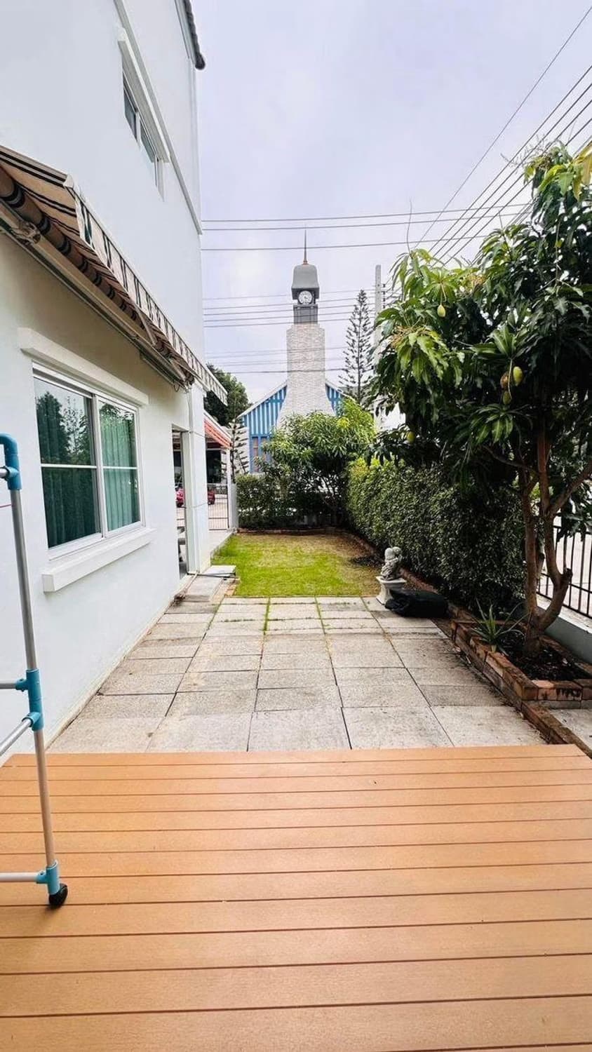 3 Bed Townhouse for Rent in Prawet - Image 18