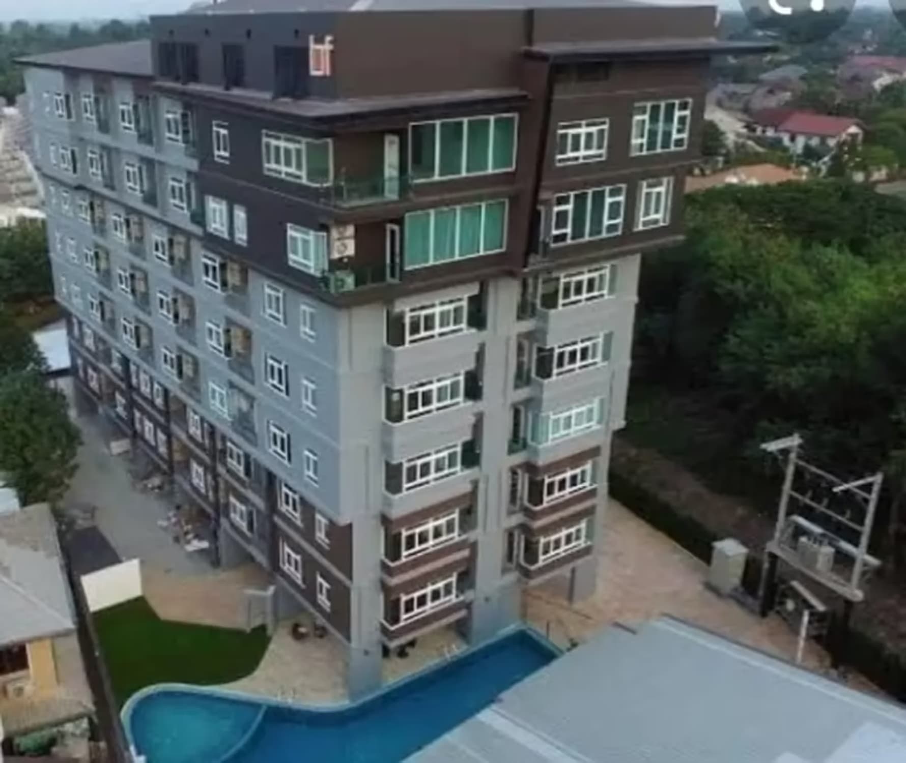1 Bedroom Condo - Image 6