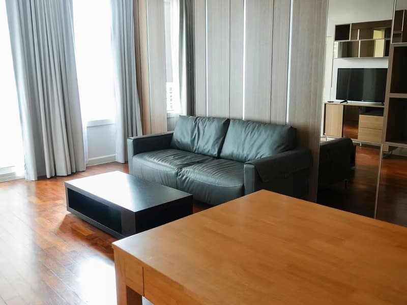 Condo for Rent at Siri Residence
