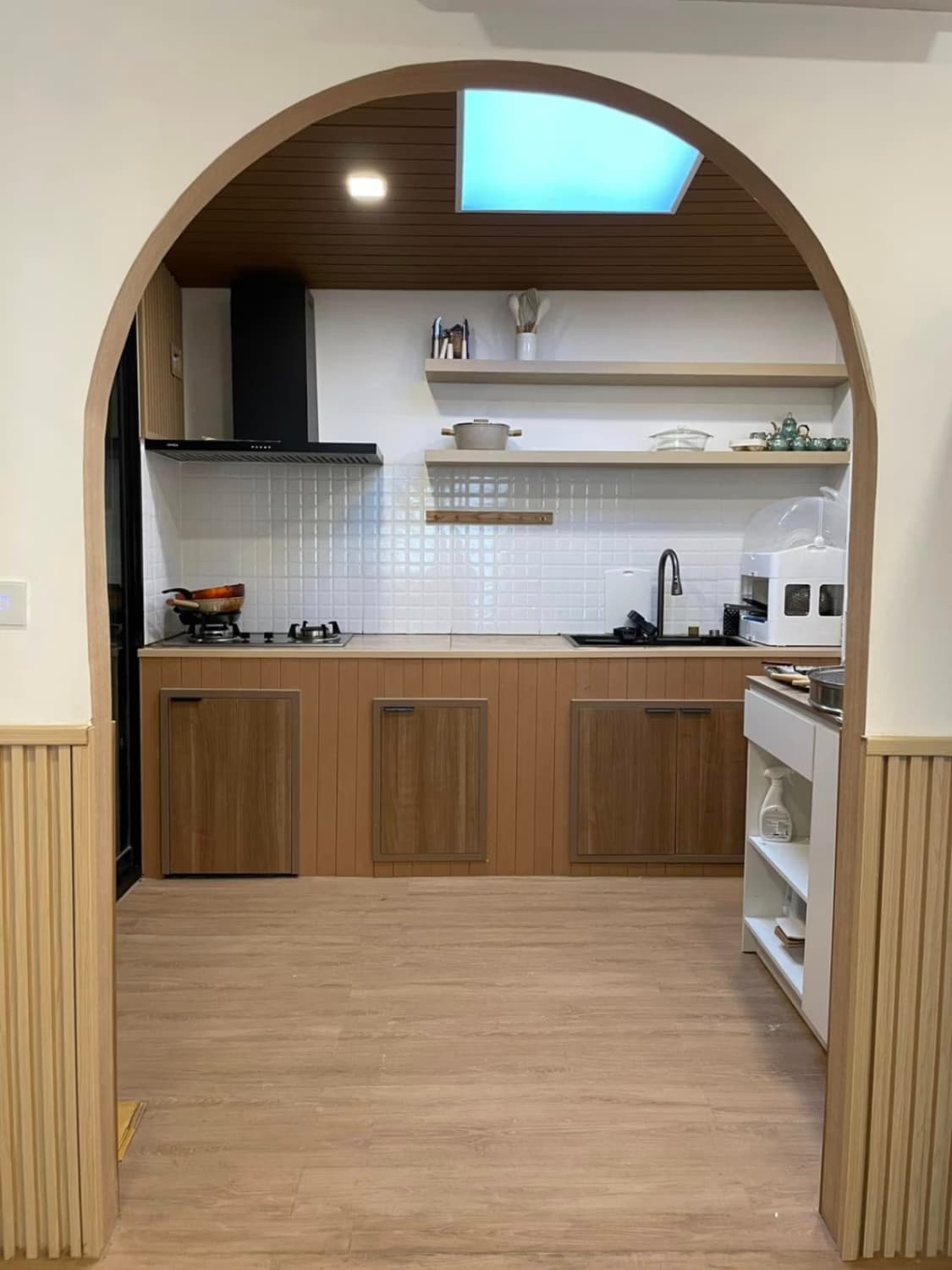 3 Bed Townhouse for Sale in Bang Kapi - Image 4