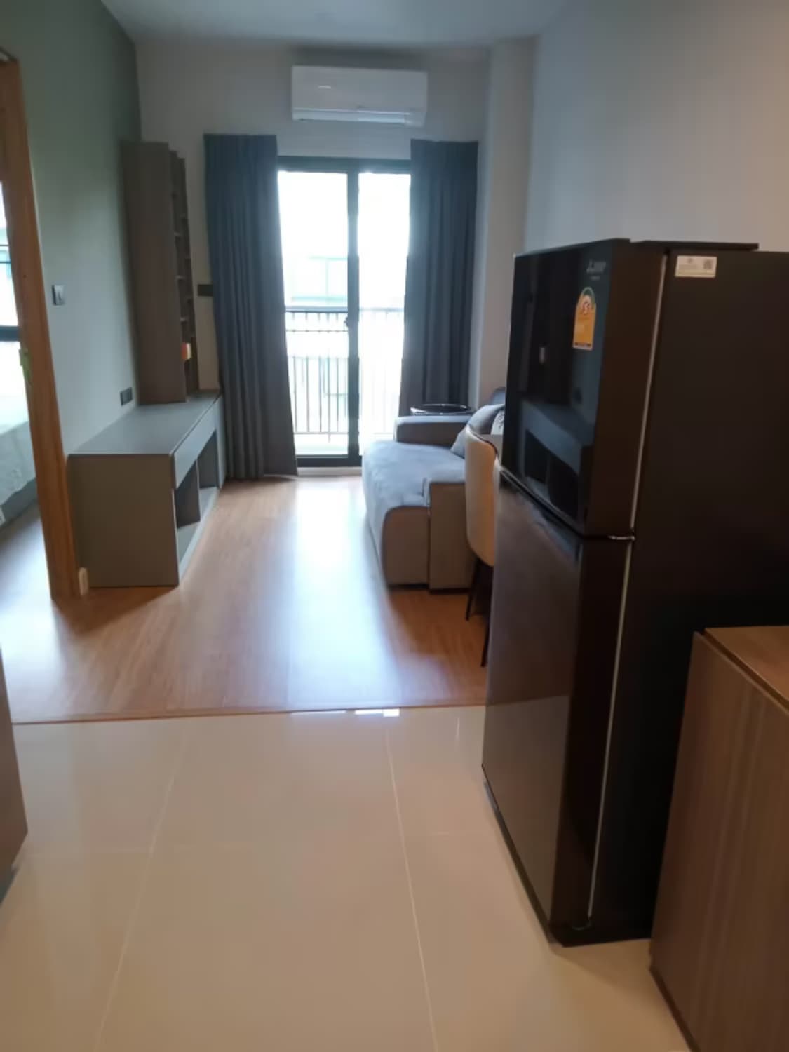 1 Bedroom Condo - Image 1