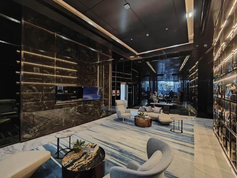 1 Bedroom Condo