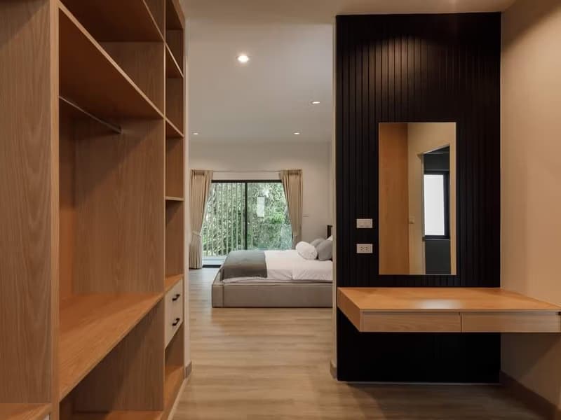 5 Bed House for Sale in Saraphi