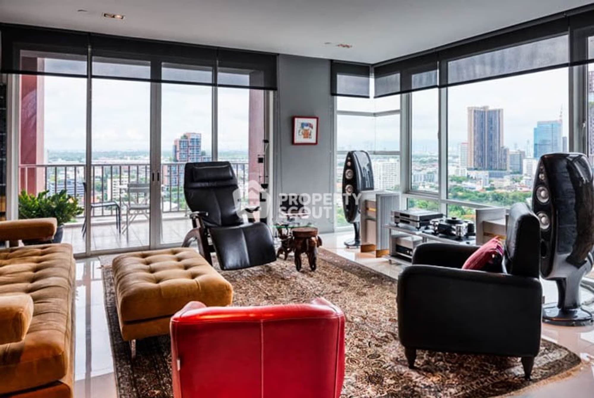 3 Bed Condo for Rent and Sale in Watthana - Image 2