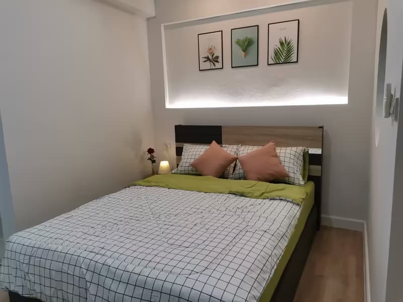 1 Bedroom Condo