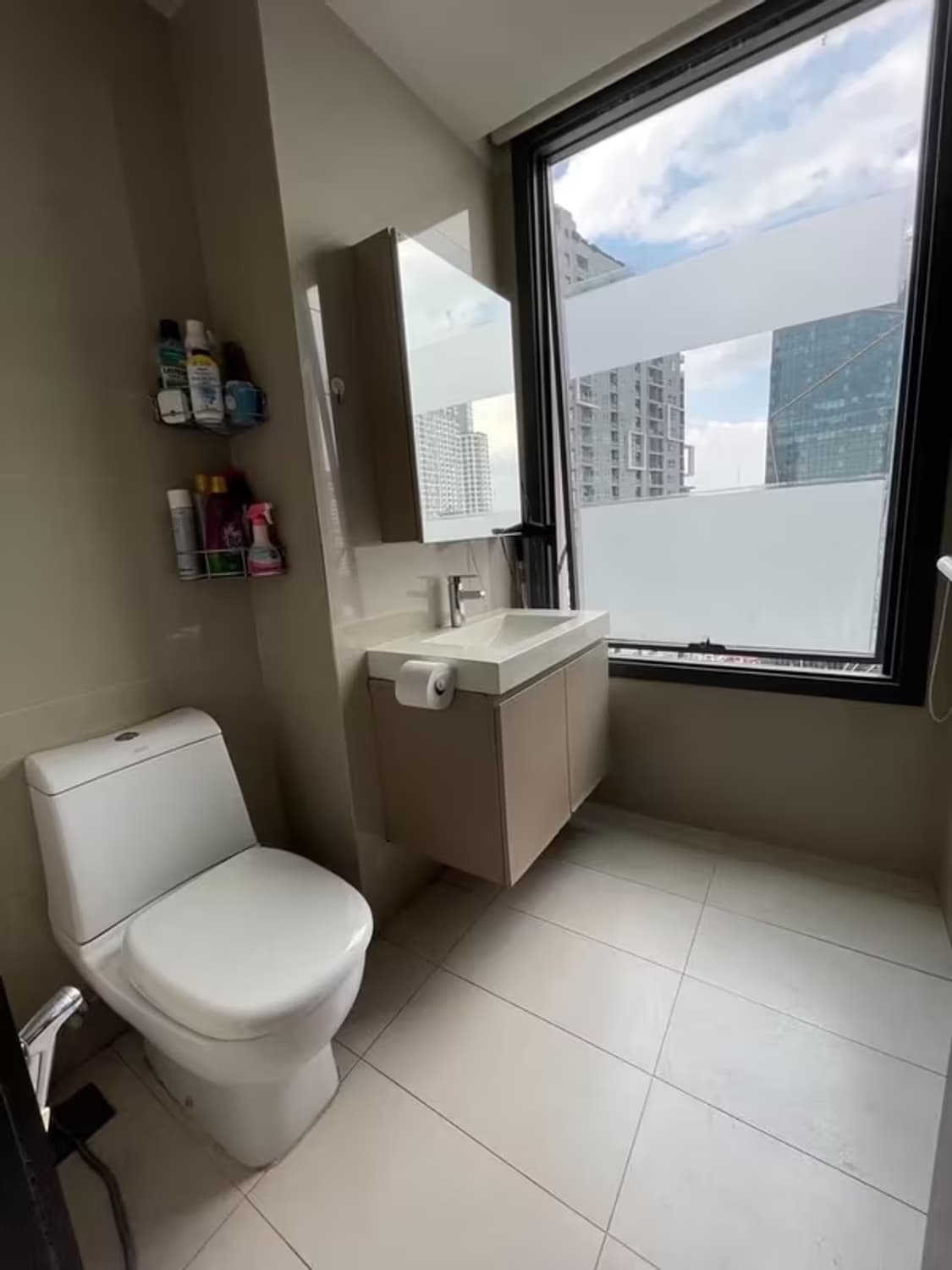 1 Bedroom Condo - Image 6