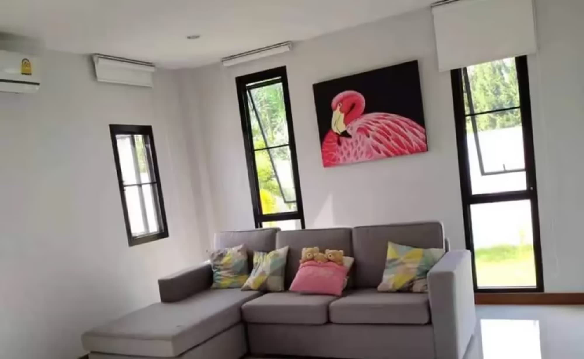 4 Bedroom House - Image 7